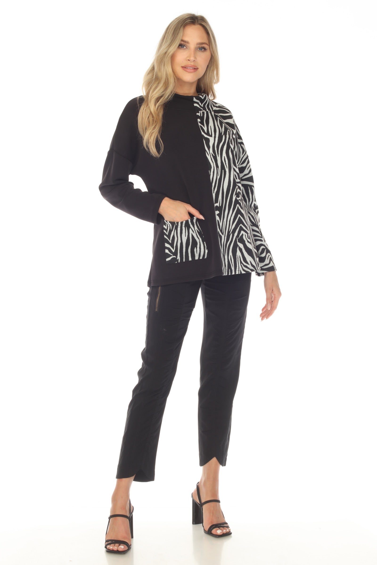 Mock Neck 1pkt Pullover - Black & White - CARINE