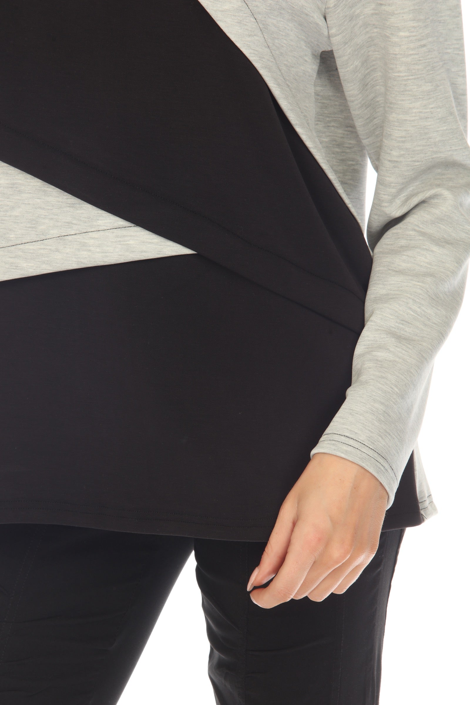 Asymmetric Pattern Pullover - Gray - CARINE