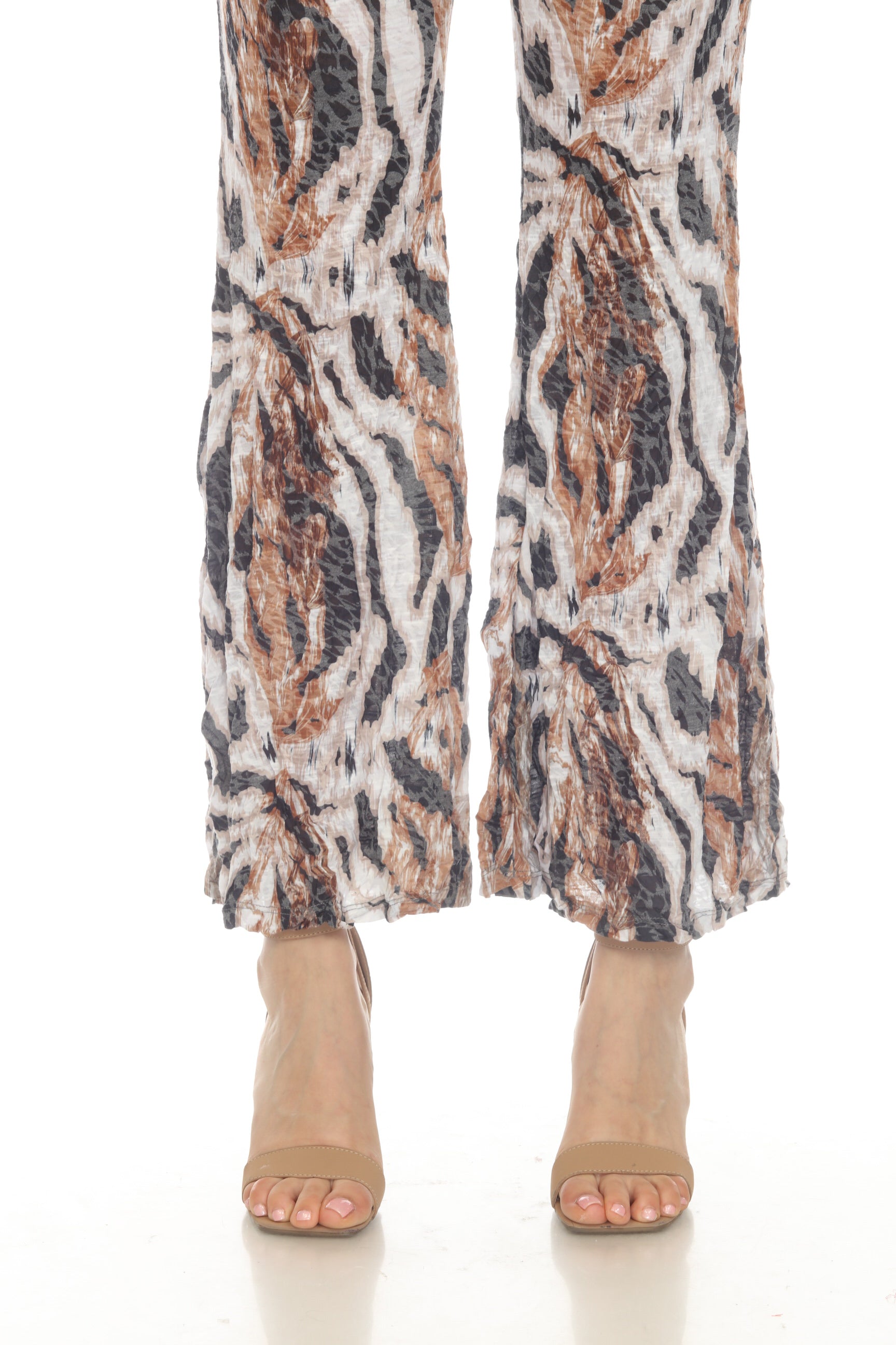 Tia Pant - Tiger Tracks - CARINE