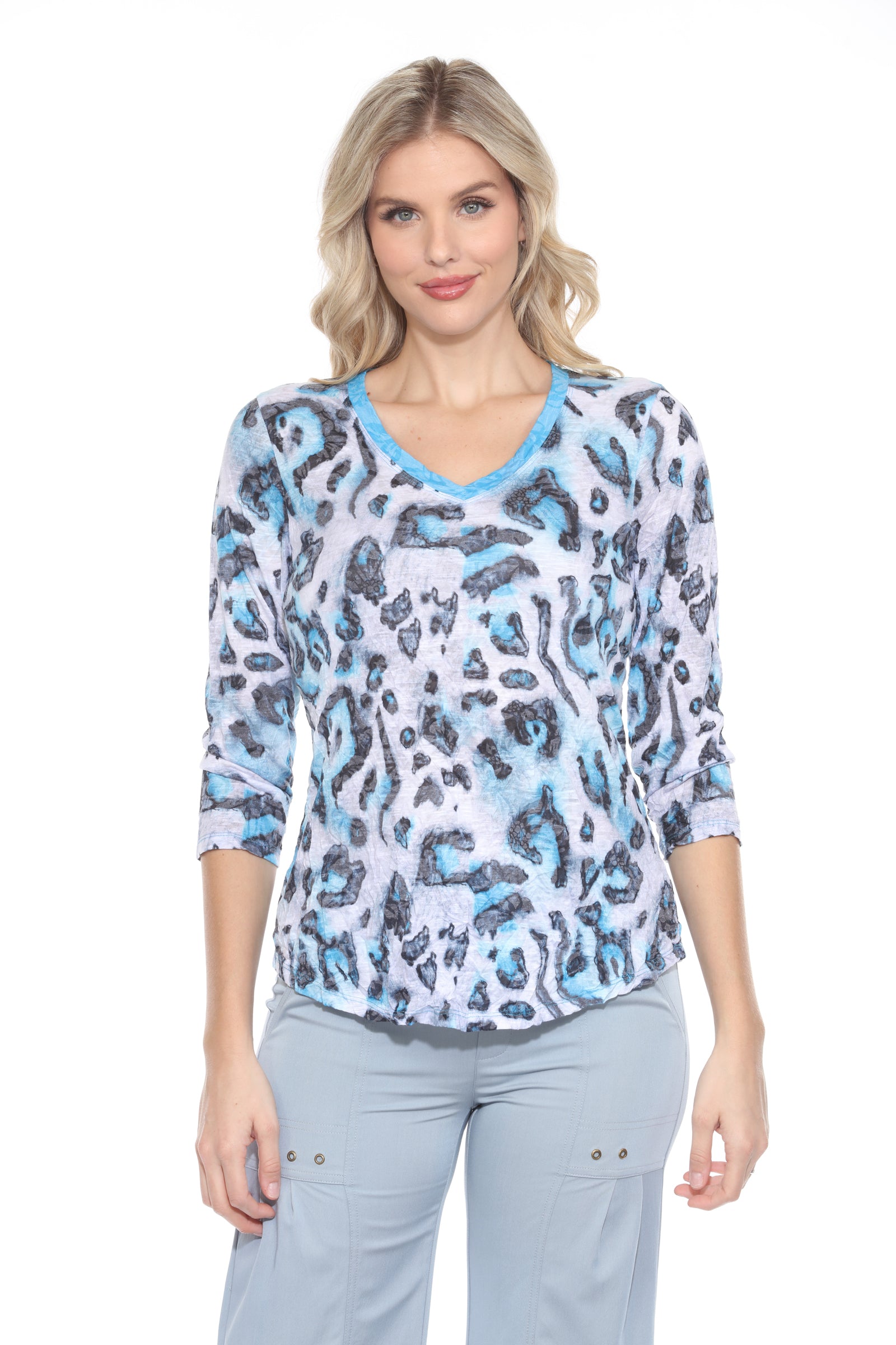 V-Neck Top - Arctic Leopard - CARINE