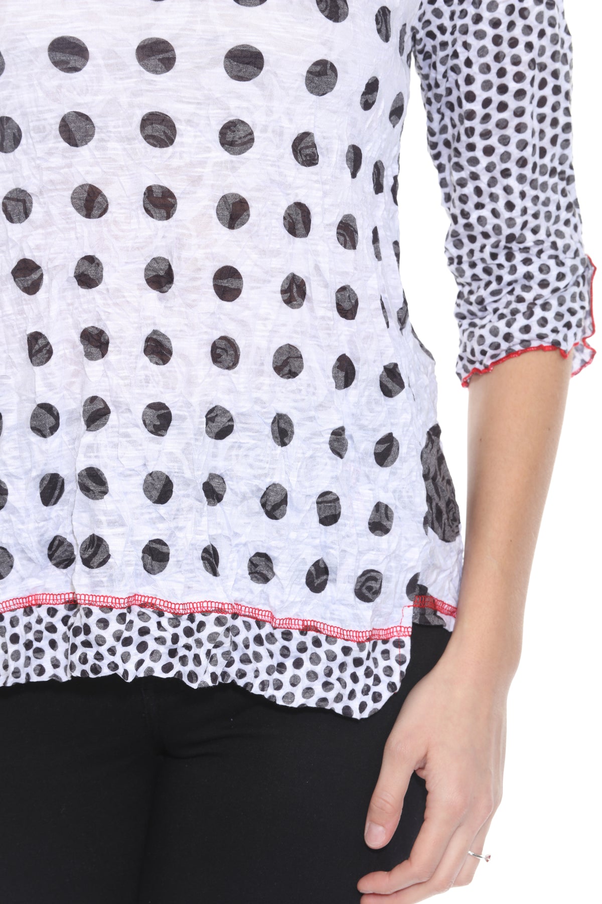 Julia Top - Black Dots - CARINE