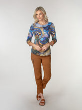 Round-Neck Top - Opulent Swirl