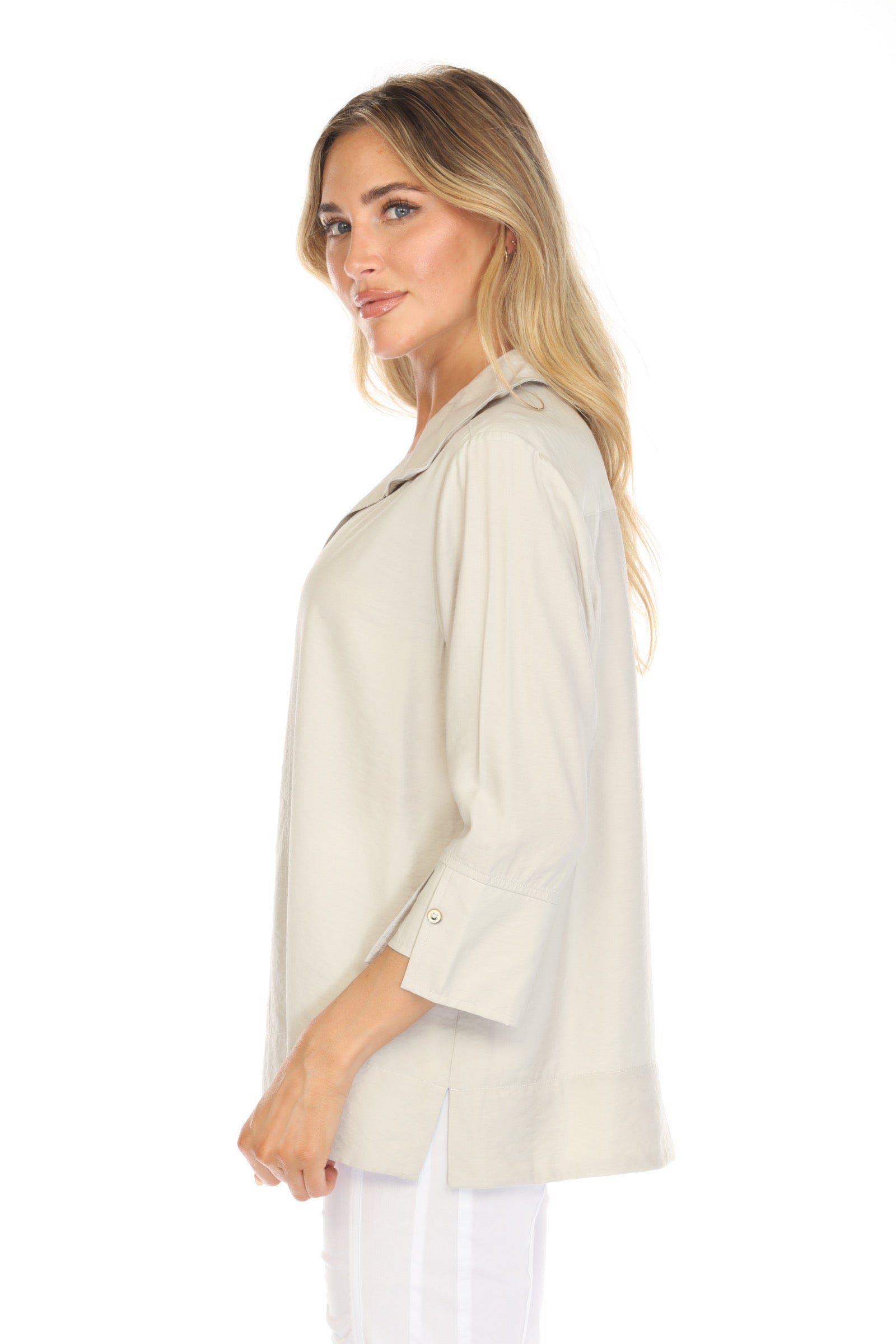 Horizon Split-Neck Top