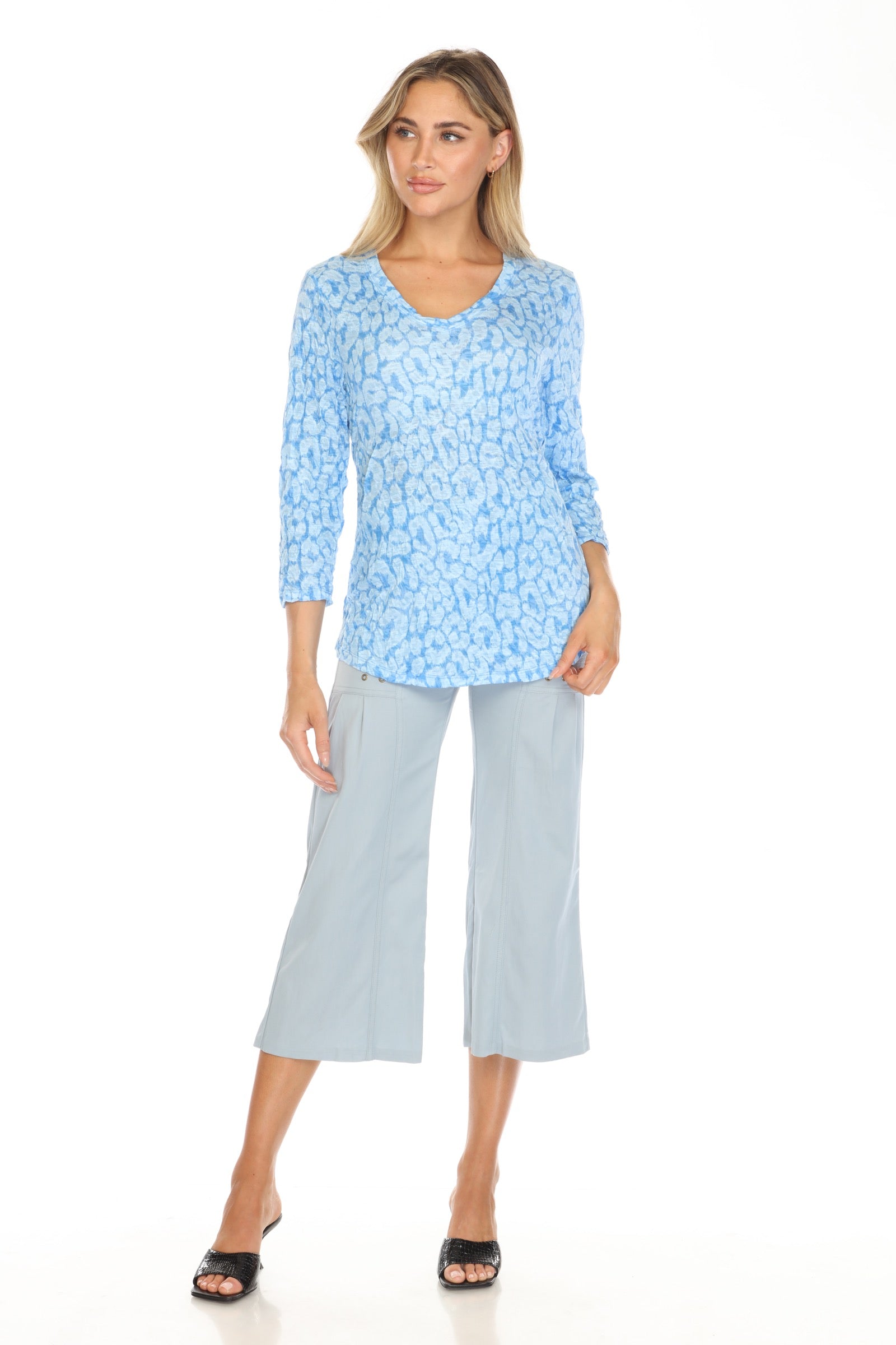 V-Neck Top - Arctic Spots - CARINE