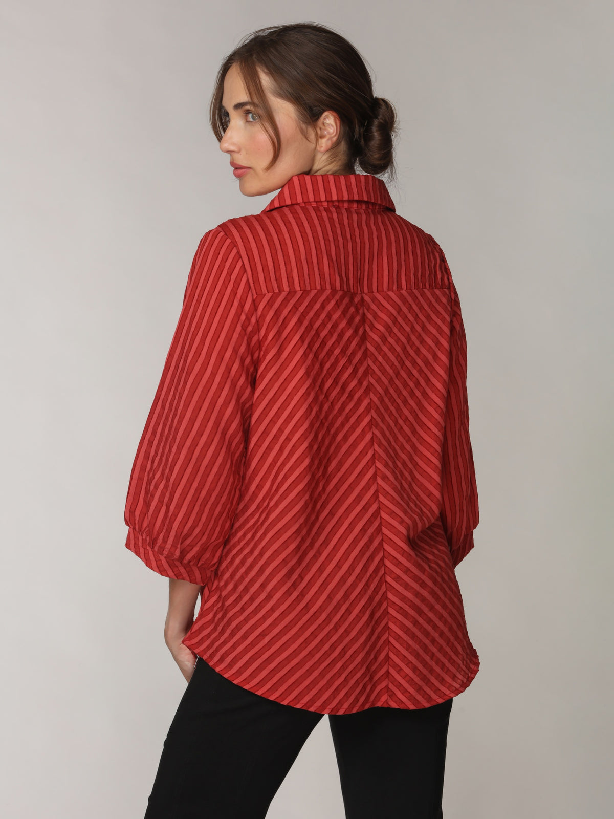 Diagonal Stripe Textured Popover