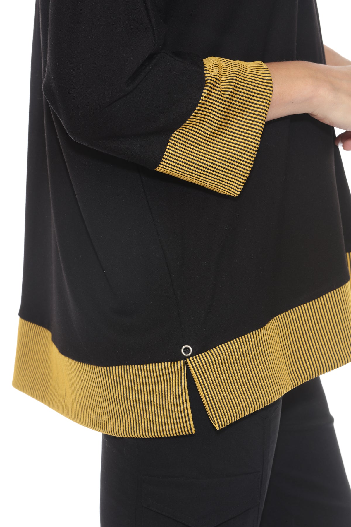 Rib Trim Swing Zip Pullover - CARINE