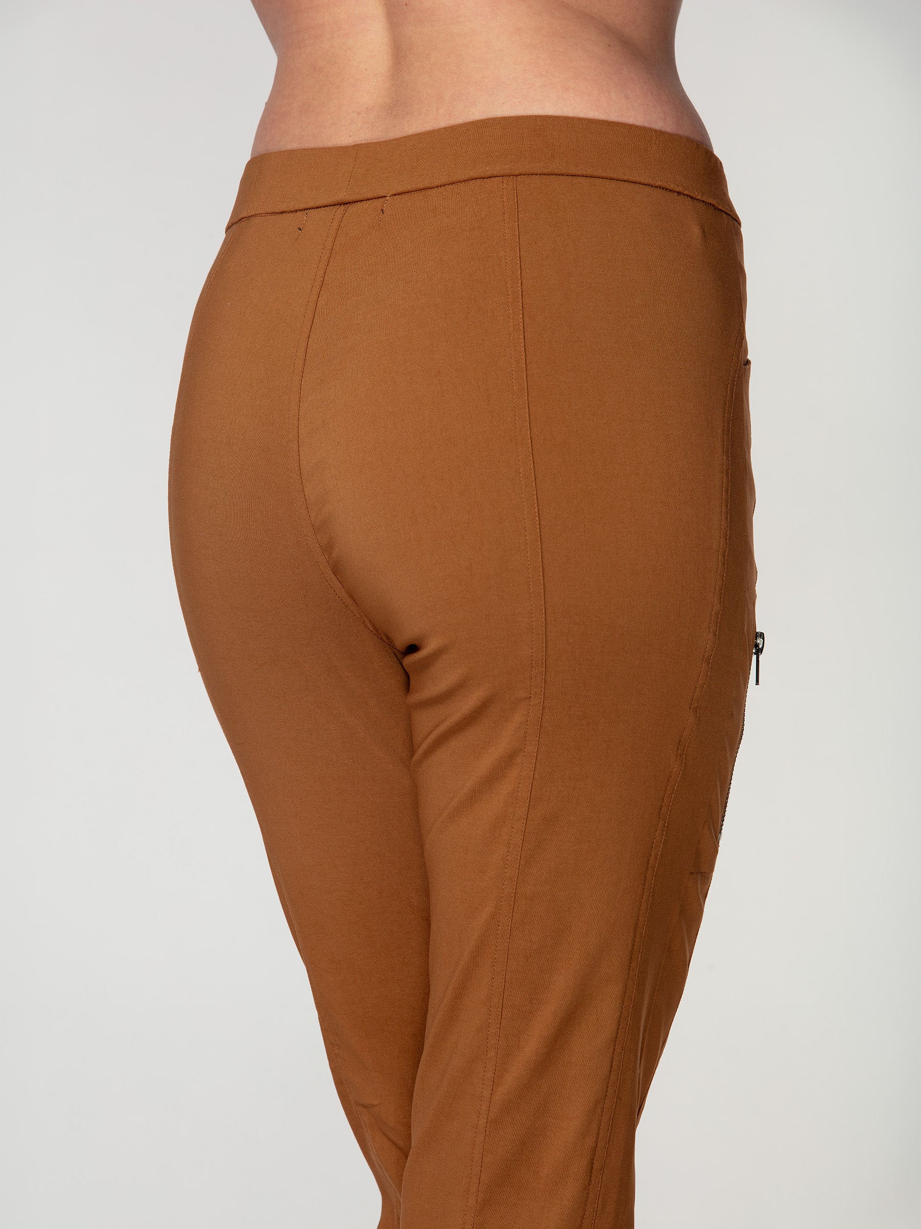 Raya Ruched Pant