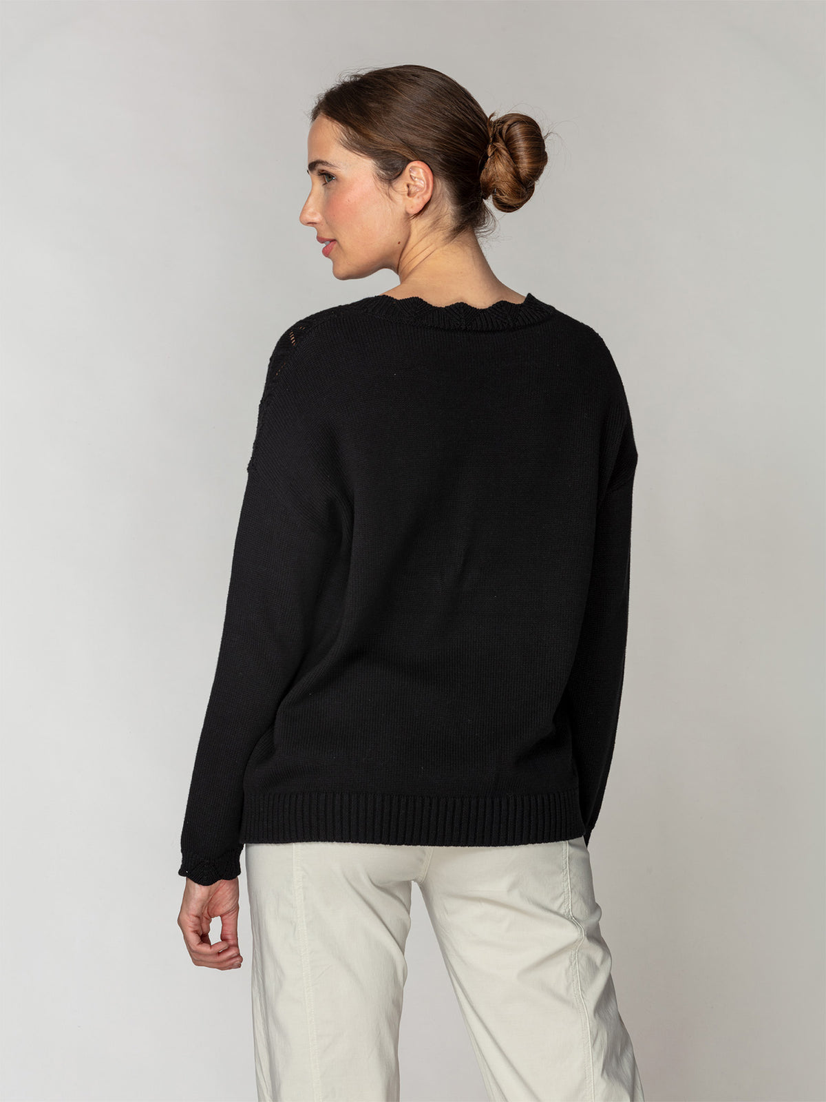 Dog Motif Pointelle Sweater
