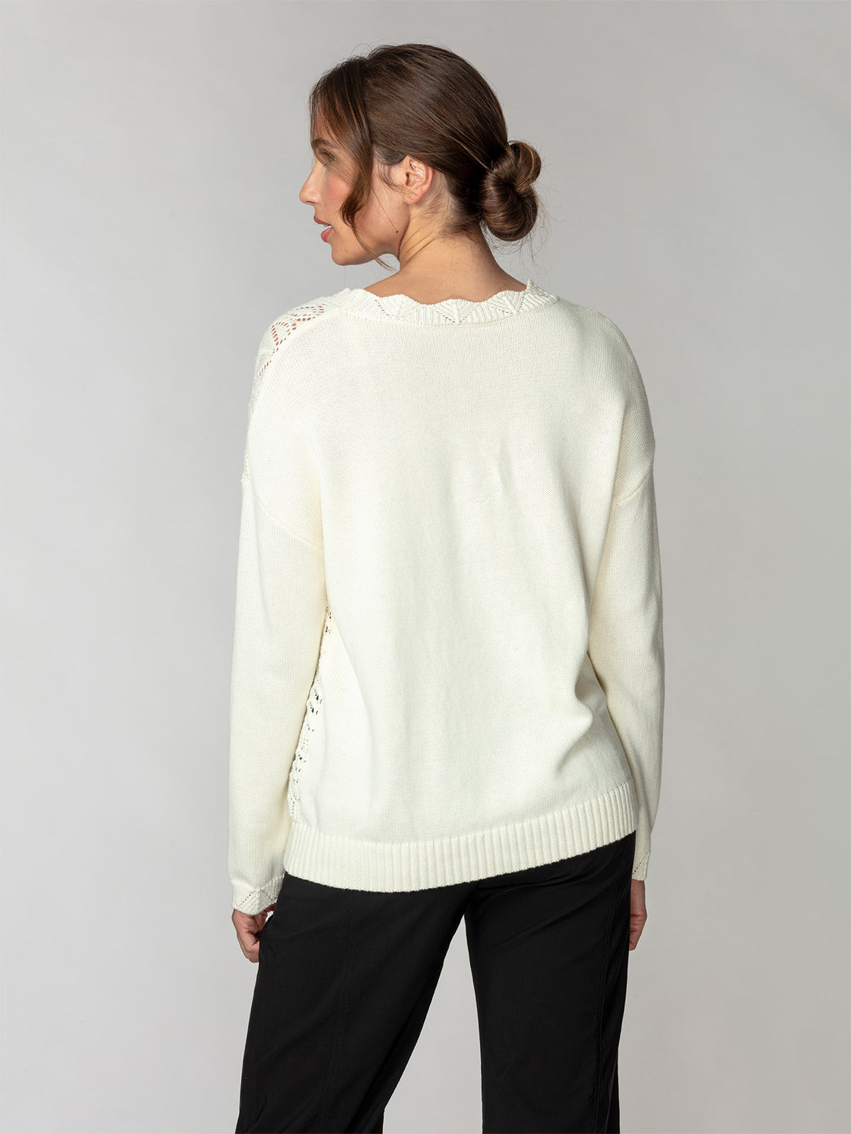 Dog Motif Pointelle Sweater