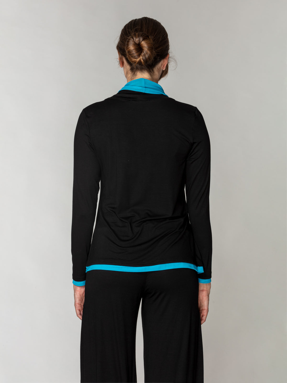 Contrast Lined Draped Collar Top
