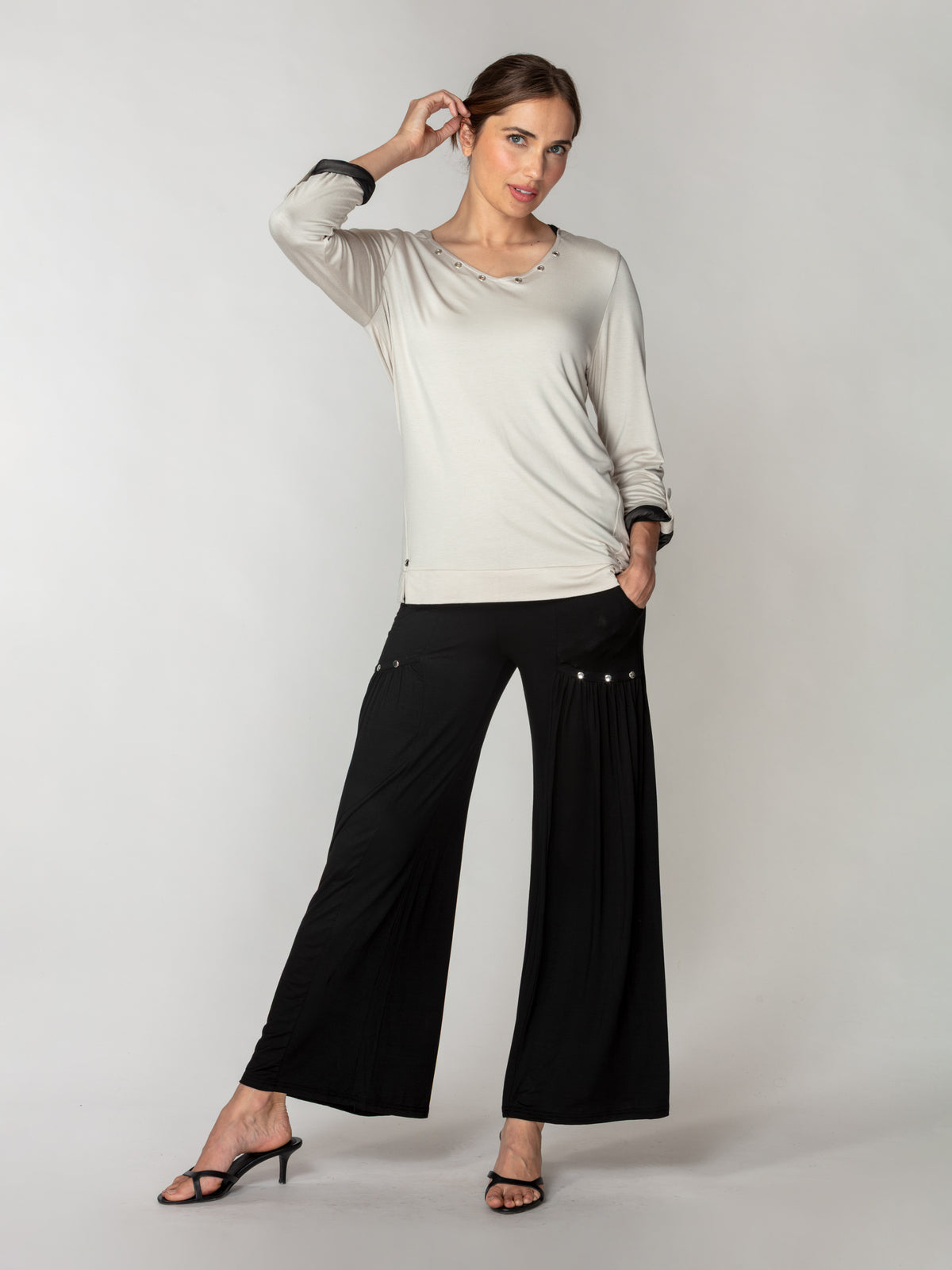 Contrast Lined Rivet Hoodie Top