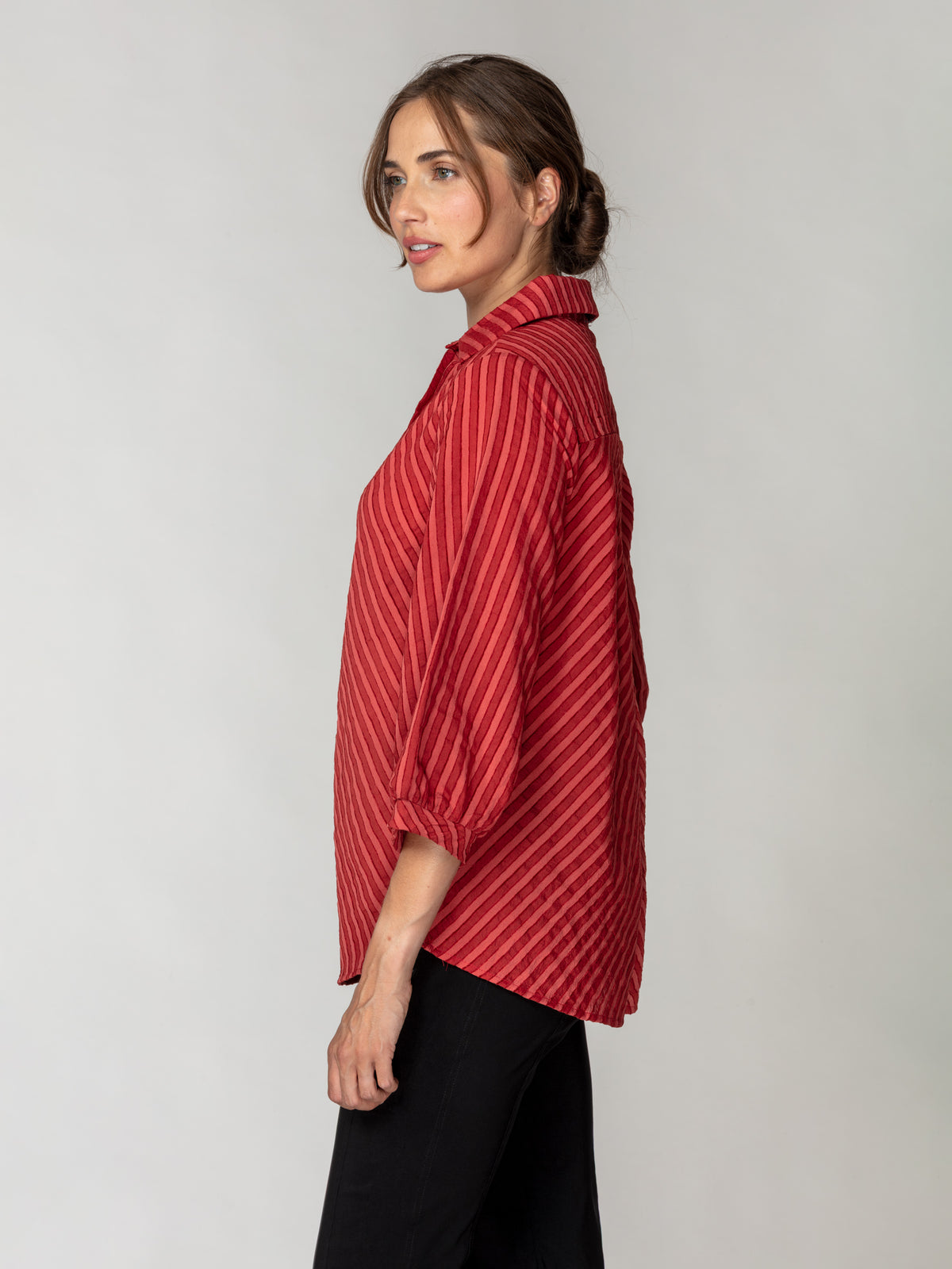 Diagonal Stripe Textured Popover