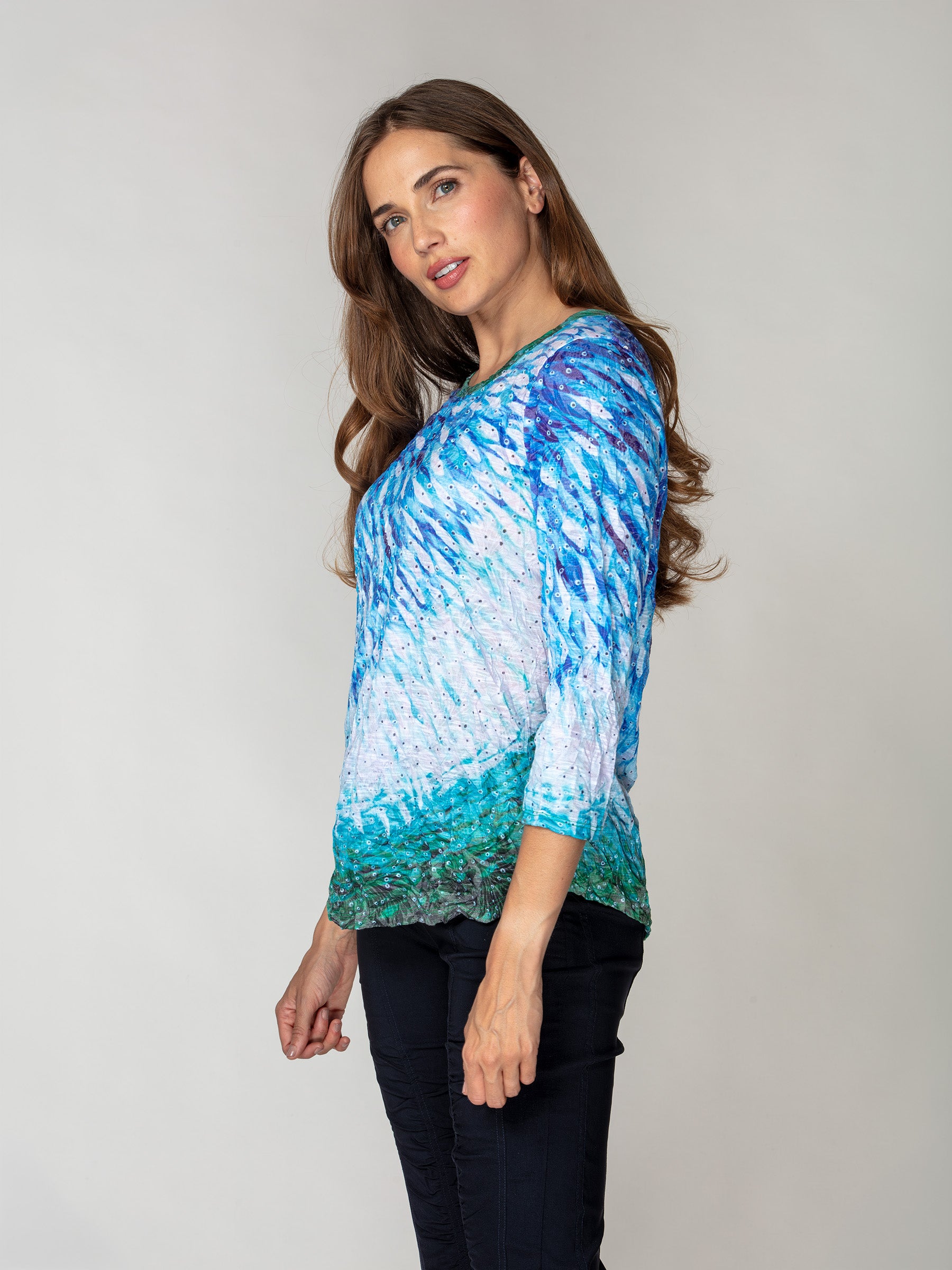 Round-Neck Top - Fish Current