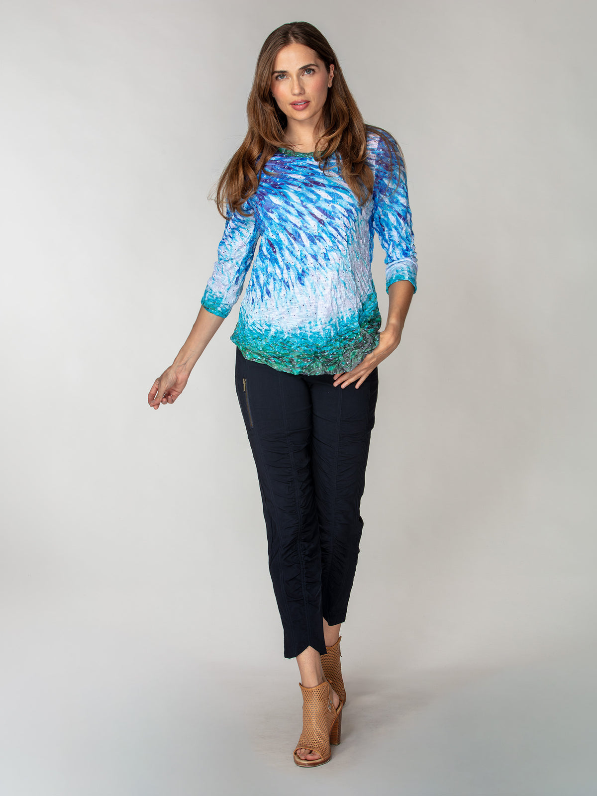Round-Neck Top - Fish Current