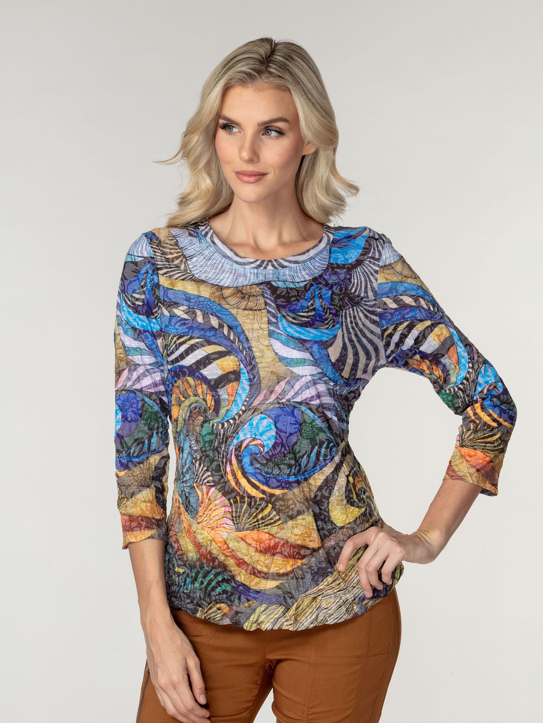 Round-Neck Top - Opulent Swirl